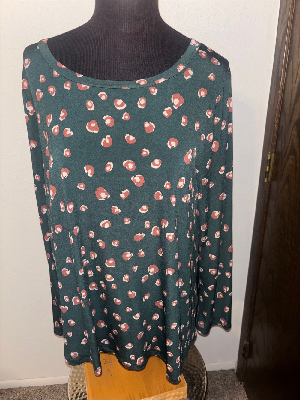 Long Sleeve Forest Green Printed Boutique Women's Top Size XL